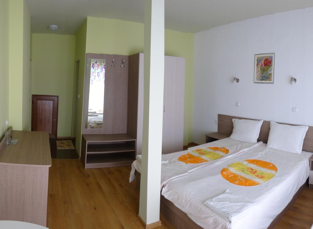 Guest House Rosa キテン 部屋 写真